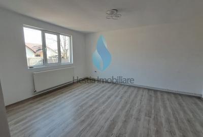 Casa cu cinci camere, beci si garaj, Lunca Cetatuii. - 2