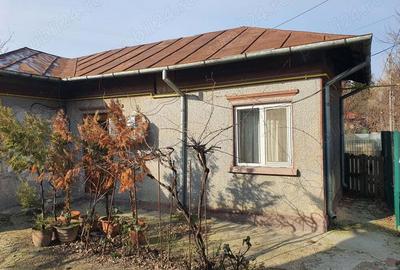 Casă cu 2 camere cu Teren 326 Mp în Central - 2