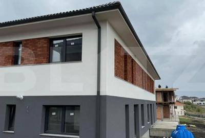 Casă cu 4 camere cu Teren 431 Mp în Someșeni