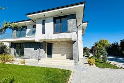 REV2001568 Vila de vanzare 5 camere in Corbeanca - 4