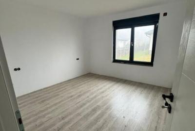 Casa individuala de vanzare 131 mpi Ansamblu rezid - 2