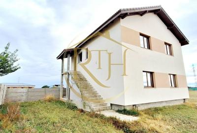 Se vinde duplex modern cu 3 camere  plus teren in Giroc ,zona linistita. - 2
