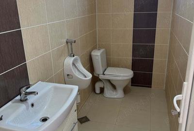 Spațiu comercial, de 150 mp, în Central - 10