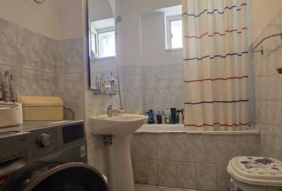 Apartament cu 3 camere decomandat în Olteniței - 13