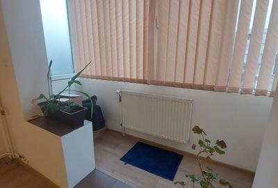 Apartament cu 3 camere decomandat în Decebal - 10