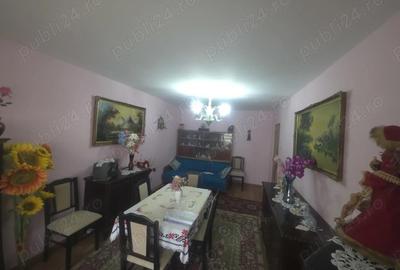 Apartament cu 3 camere decomandat în Dorohoi - 10