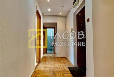 Apartament 3 CD, str. Frasinului, etaj 3, zona Piata Sud Bacau - 6