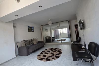 Apartament decomandat în Splaiul Unirii