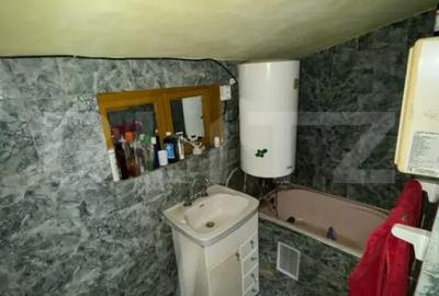 Casă cu 3 camere cu Teren 3340 Mp în Central - 1