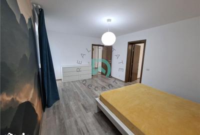 Apartament cu 3 camere decomandat în Tractorul - 2