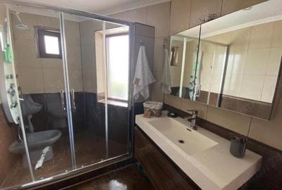 Casă cu 6 camere cu Teren 500 Mp în Centura - 1