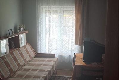 Casă cu 3 camere în Strehaia - 1
