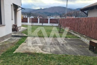Casa individuala cu gradina si garaj, Cristian - 3