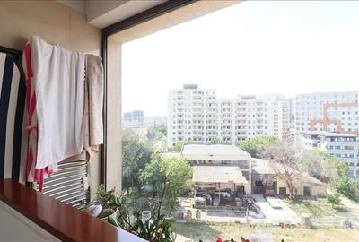 Penthouse cu 3 camere decomandat, mobilat în Palat - 11