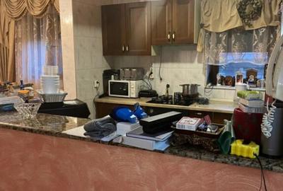 Casă cu 7 camere cu Teren 500 Mp în Km 5 - 10