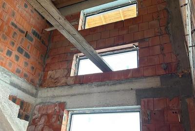 Casă cu Teren 1750 Mp în Dobreni - 7