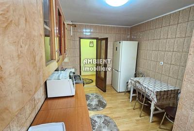 Apartament cu 3 camere, etaj 1, mobilat si utilat, zona CENTRU; - 4