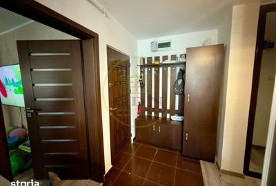 Apartament cu 3 camere decomandat, mobilat în Craiovița Nouă - 12