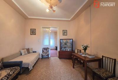 Casă individuală cu 8 camere cu Canalizare în Aradul Nou - 3