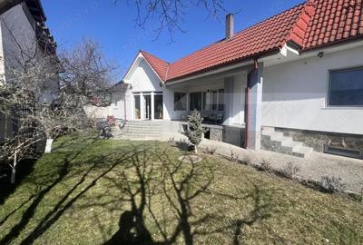 Casă cu Teren 450 Mp în Central - 7