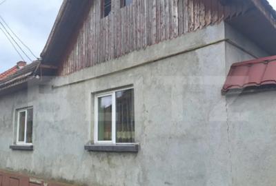 Casă cu 3 camere cu Canalizare în Hălchiu - 2