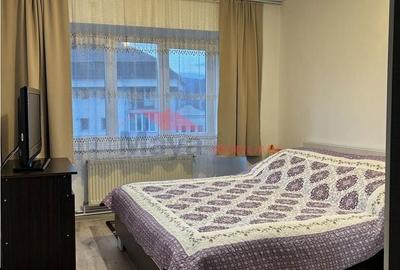 Apartament cu 4 camere în Central - 1