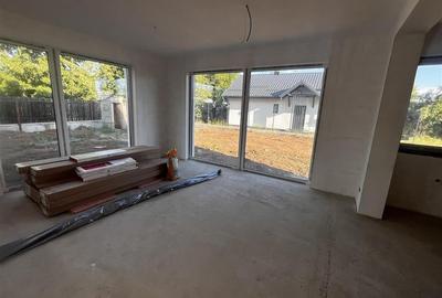 Casa moderna de vanzare în Campina, zona Muscel  confort, elegant? si lini - 19