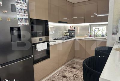 Apartament cu 4 camere decomandat în Central - 4