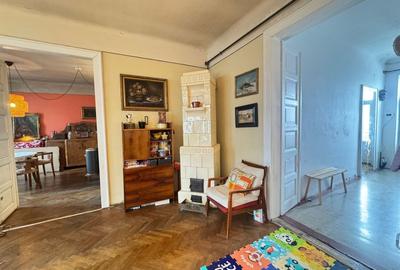 Apartament interbelic in zona Mihai Viteazul-103mp, et. 2/2 - 16