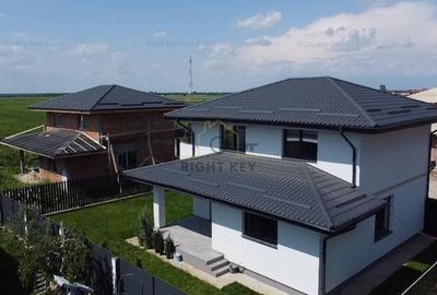 Casă individuală cu 4 camere cu Canalizare în Domnești - 2