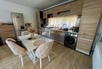 Apartament cu 3 camere boxa si parcare in Floresti zona Teilor - 1