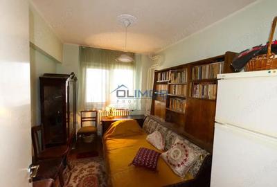 Apartament 3 camere de vanzare vedere spate Bulevardul Tei - 13
