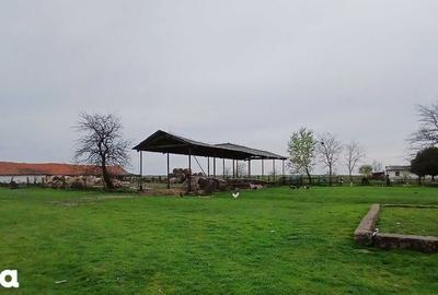 Teren de 100800 mp, în Central - 4