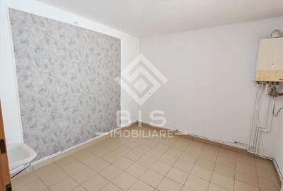 Birou, de 40 mp, în Central - 12