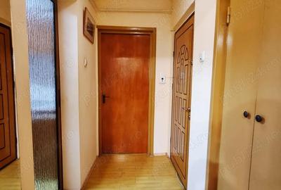 Apartament 3 camere Micro 16 mobilat si utilat Apartament 3 camere Micro 16 mobilat si utilat - 2