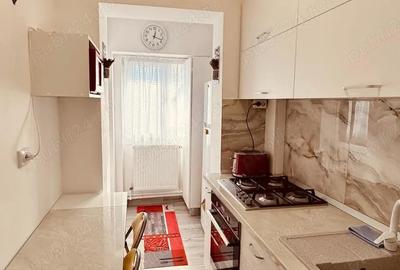 Garsonieră decomandată în Central - 2