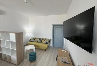 Garsonieră decomandată, mobilată în Central - 7