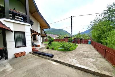 Casă cu 6 camere cu Teren 480 Mp în Lepșa - 16