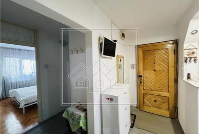 Ap decomandat, cu 4 camere, pivnita, balcon, etaj 3/4 - Strand - 5