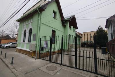 Spațiu comercial, de 90 mp, în Plopilor