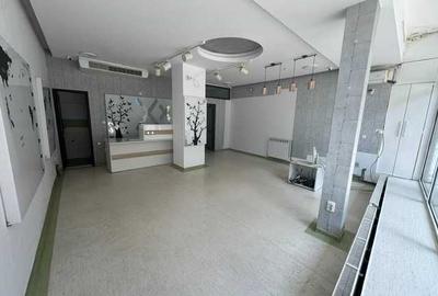 Spațiu comercial, de 64 mp, în Central - 1