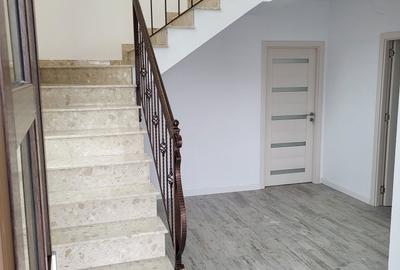 Casă cu 4 camere cu Teren 450 Mp în Goranu - 1