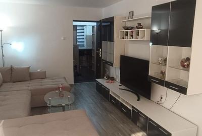 Apartament cu 2 camere decomandat în Tomis Nord - 1