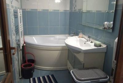 Apartament cu 2 camere decomandat în Lazu - 2