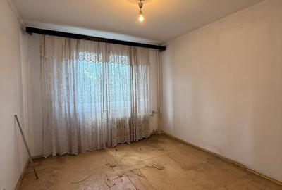 Apartament cu 3 camere semidecomandat în Gorjului - 4