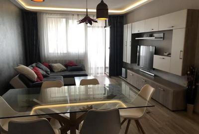 Apartament 2 camere decomandat - zona Tractorul - 1