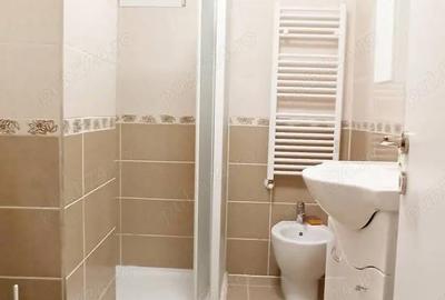 Apartament cu 3 camere decomandat în Central - 12
