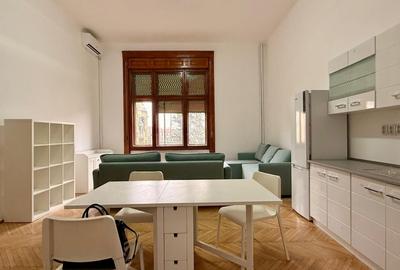 Apartament spațios 4 camere,  Piata Victoriei - 11