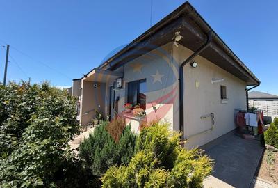 Casă cu 3 camere cu Canalizare în Bariera Vâlcii - 11