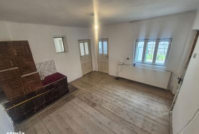 Casă cu 4 camere în Iezureni - 9